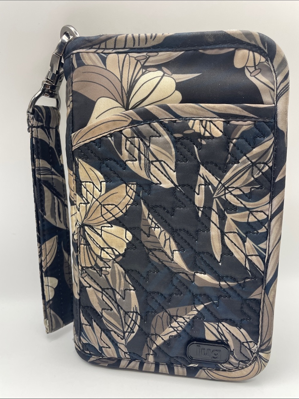 lug Tandem-Zip Quilted Floral Wallet Floral - Lily Black